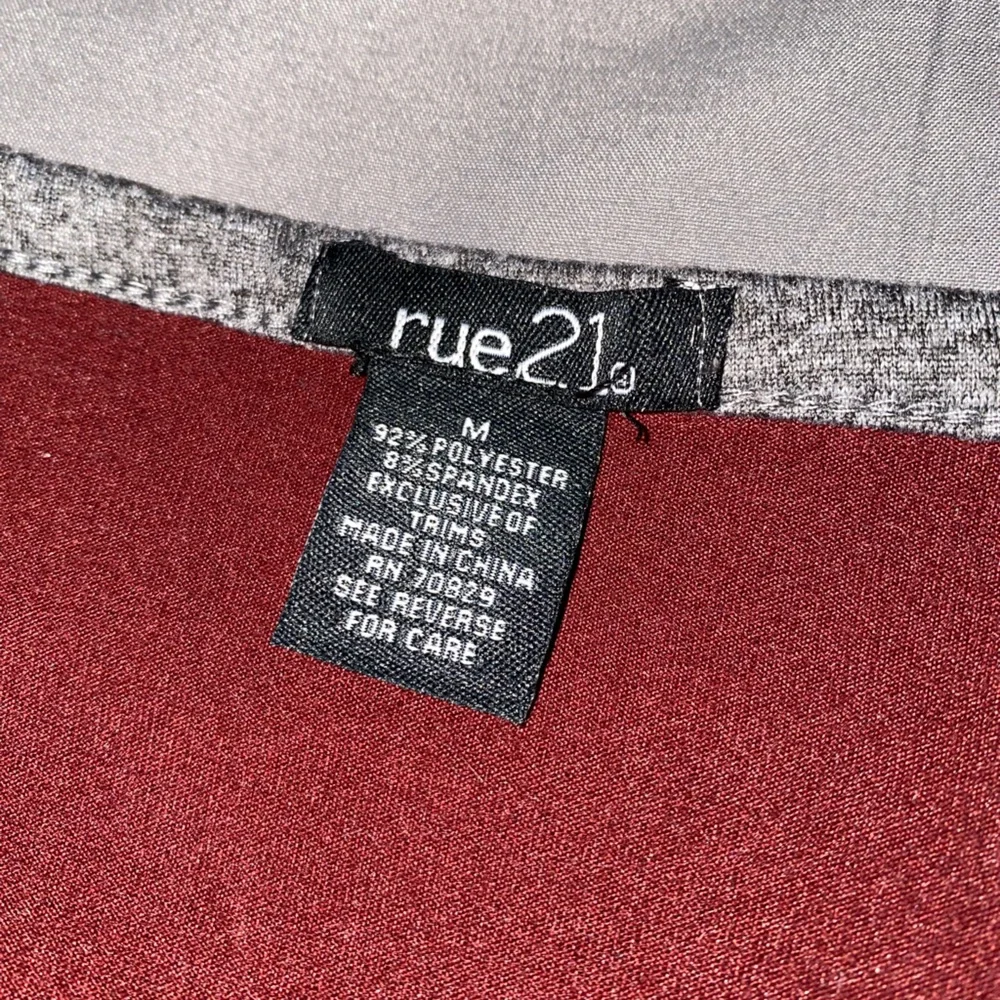 Rue 21 burgundy and gray long sleeved shirt - Picture 4 of 4